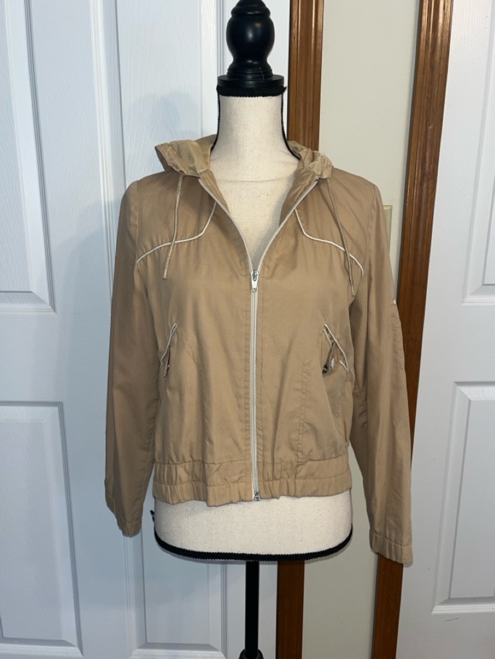 Women’s Tan Hooded Jacket